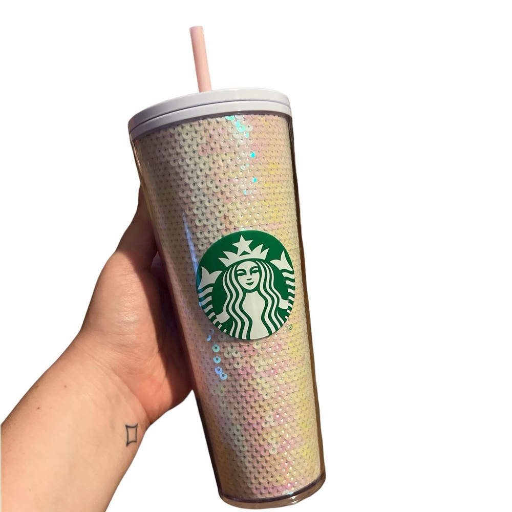 New Starbucks Venti Holiday 2020 White Iridescent Sequin Tumbler